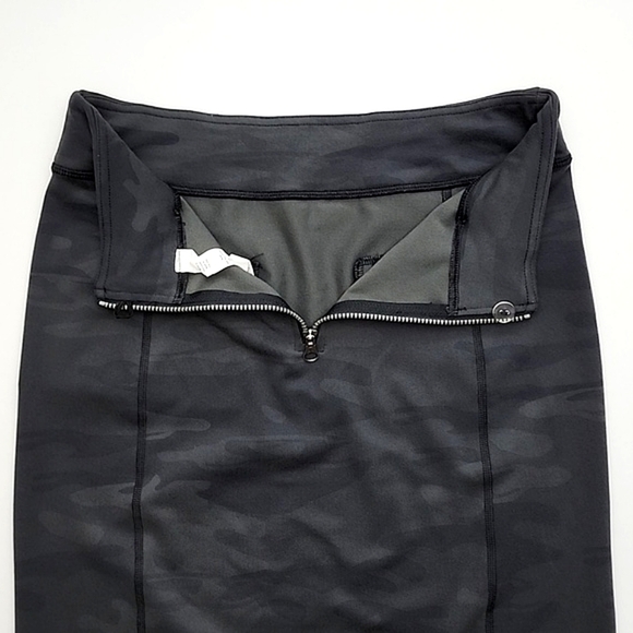 Lululemon Rocket Pencil Skirt Black Retro Grey Camo Zip Pockets Stretch Size 4 - Picture 8 of 16